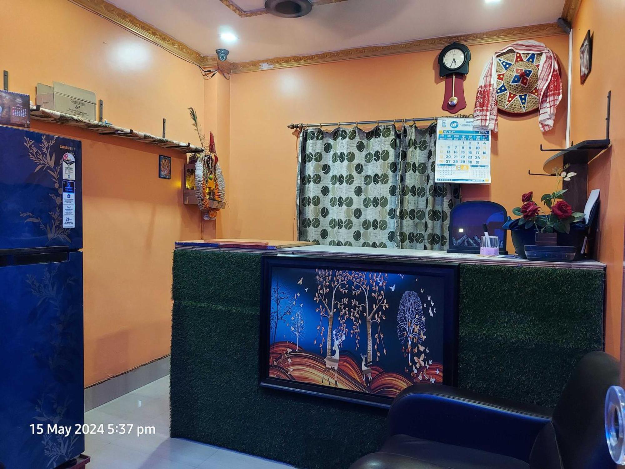 Hotel O Kusum Lodge Pandu Экстерьер фото